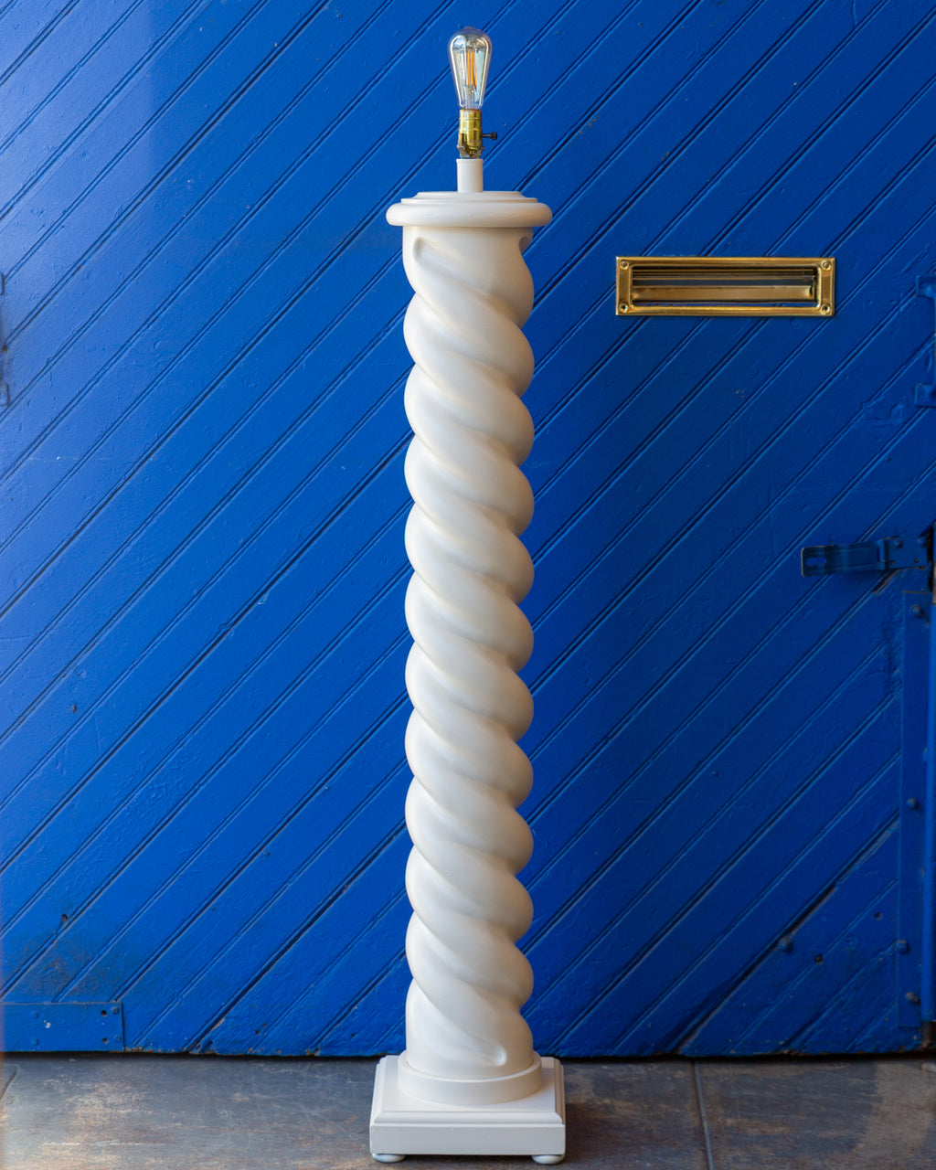 Postmodern Spiral Floor Lamp in the Style of Michael Taylor