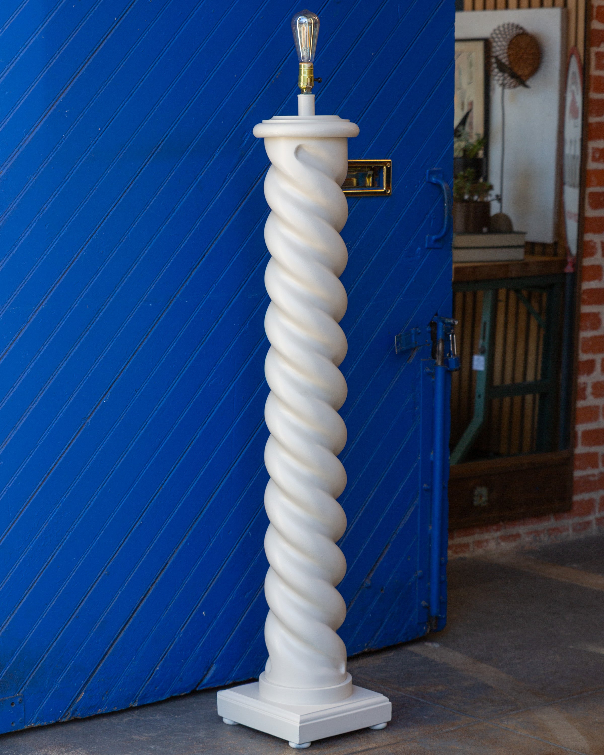 Postmodern Spiral Floor Lamp in the Style of Michael Taylor