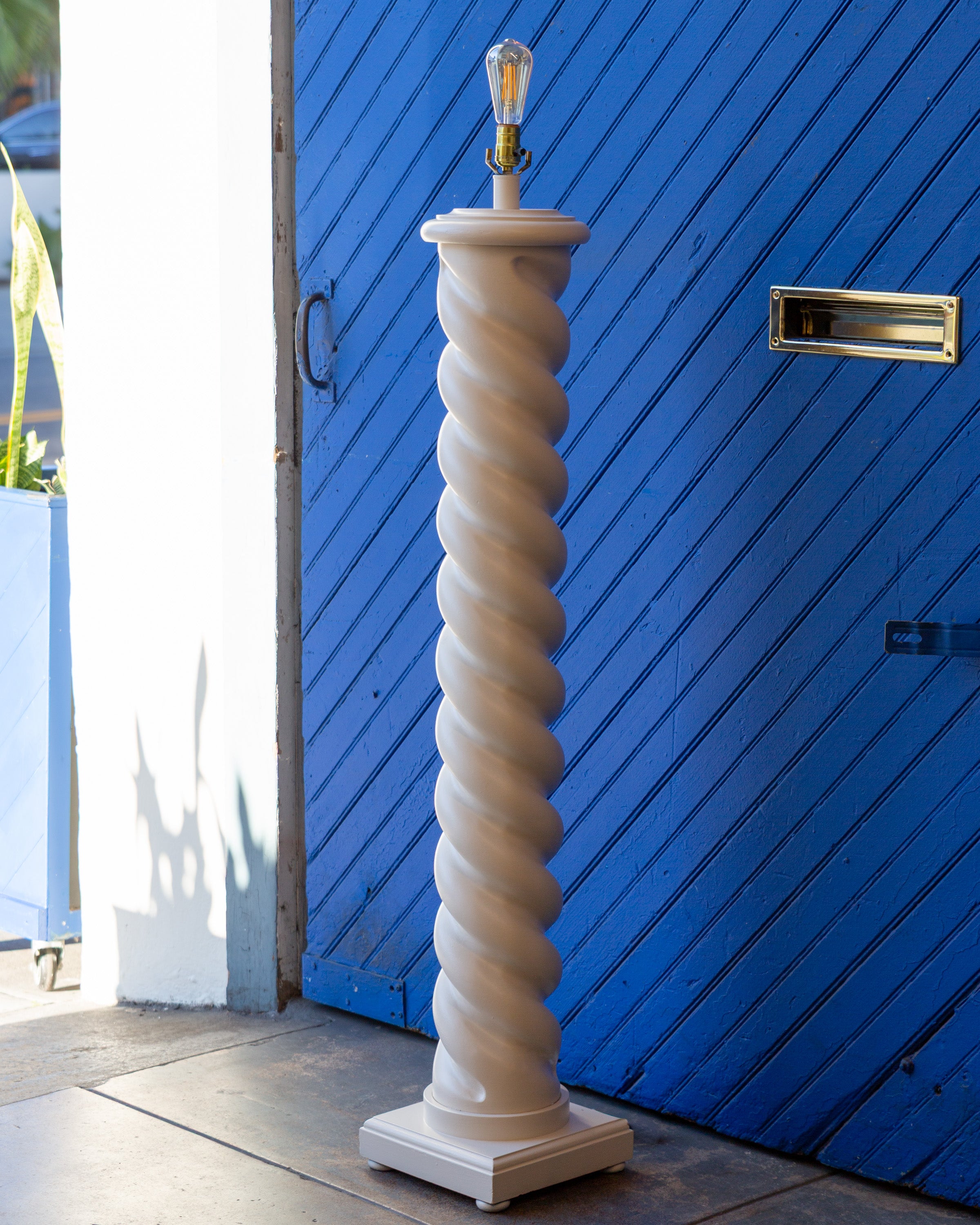 Postmodern Spiral Floor Lamp in the Style of Michael Taylor