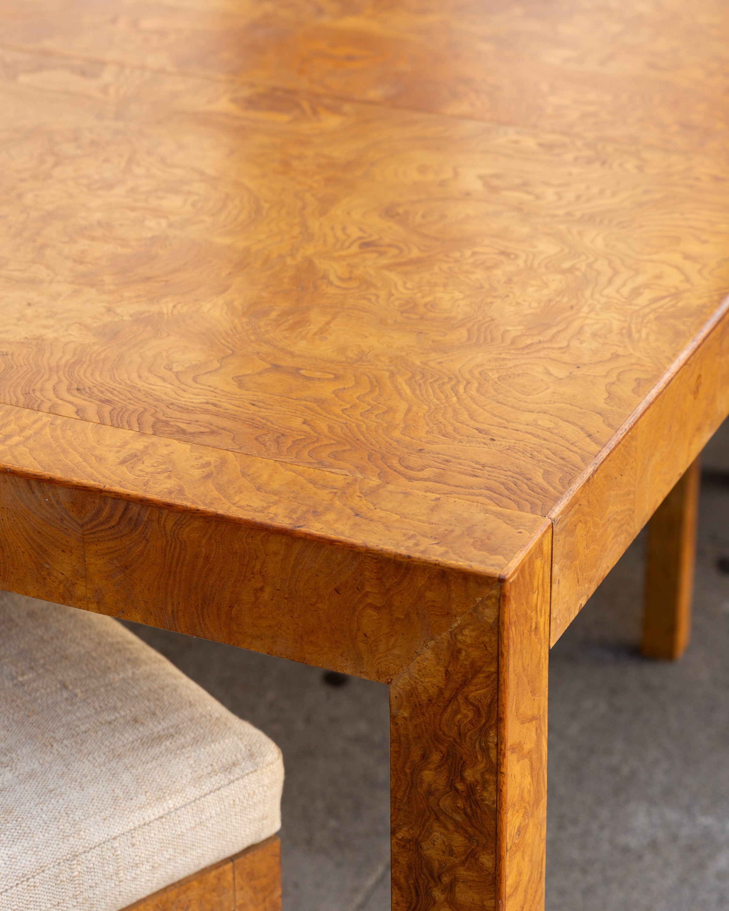 John Widdicomb Burlwood Parson Dining Set