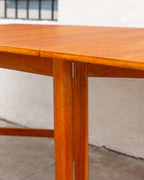 Mid Century Extendable Dining Table