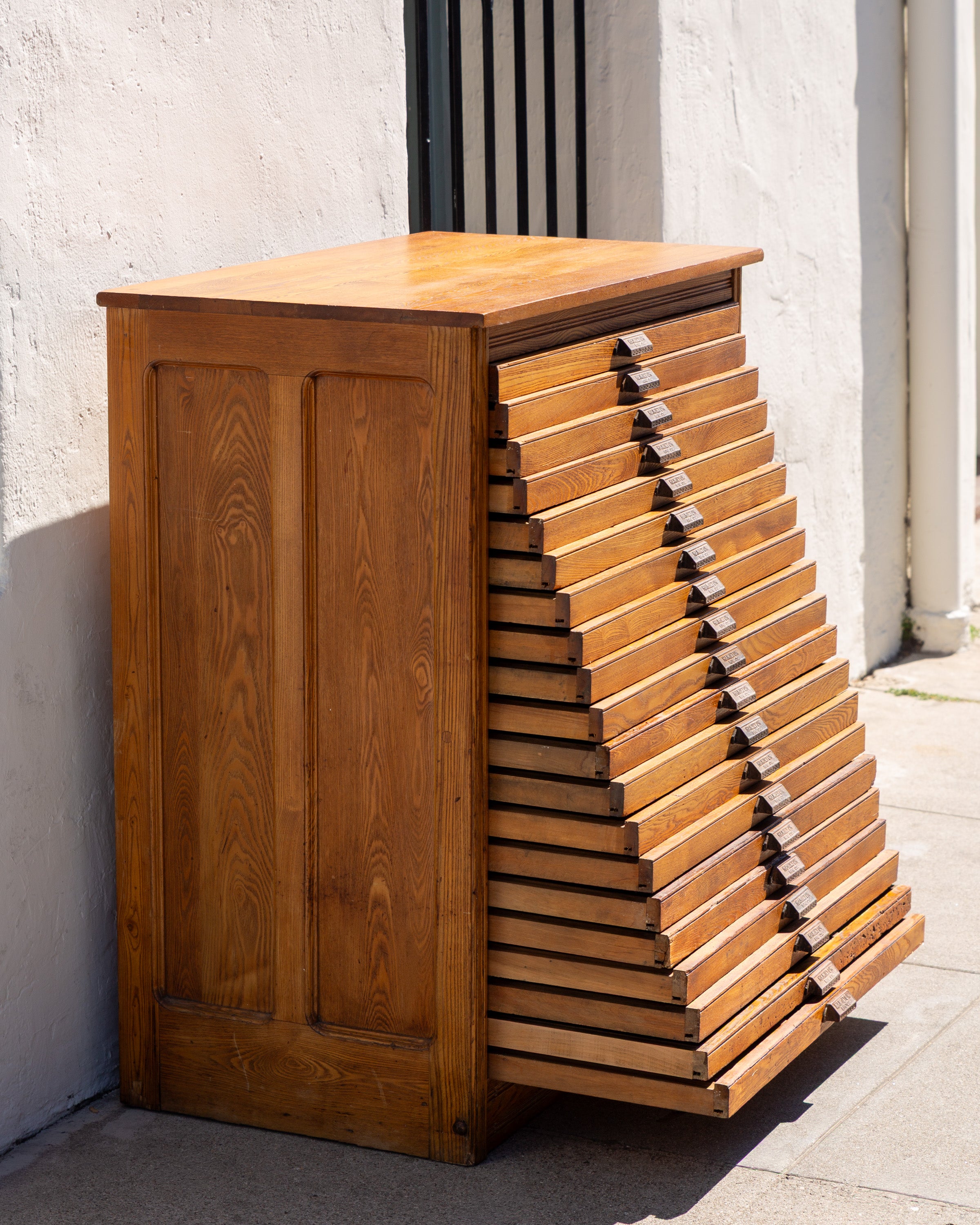 1920's Hamilton Printers Oak Cabinet ⁠