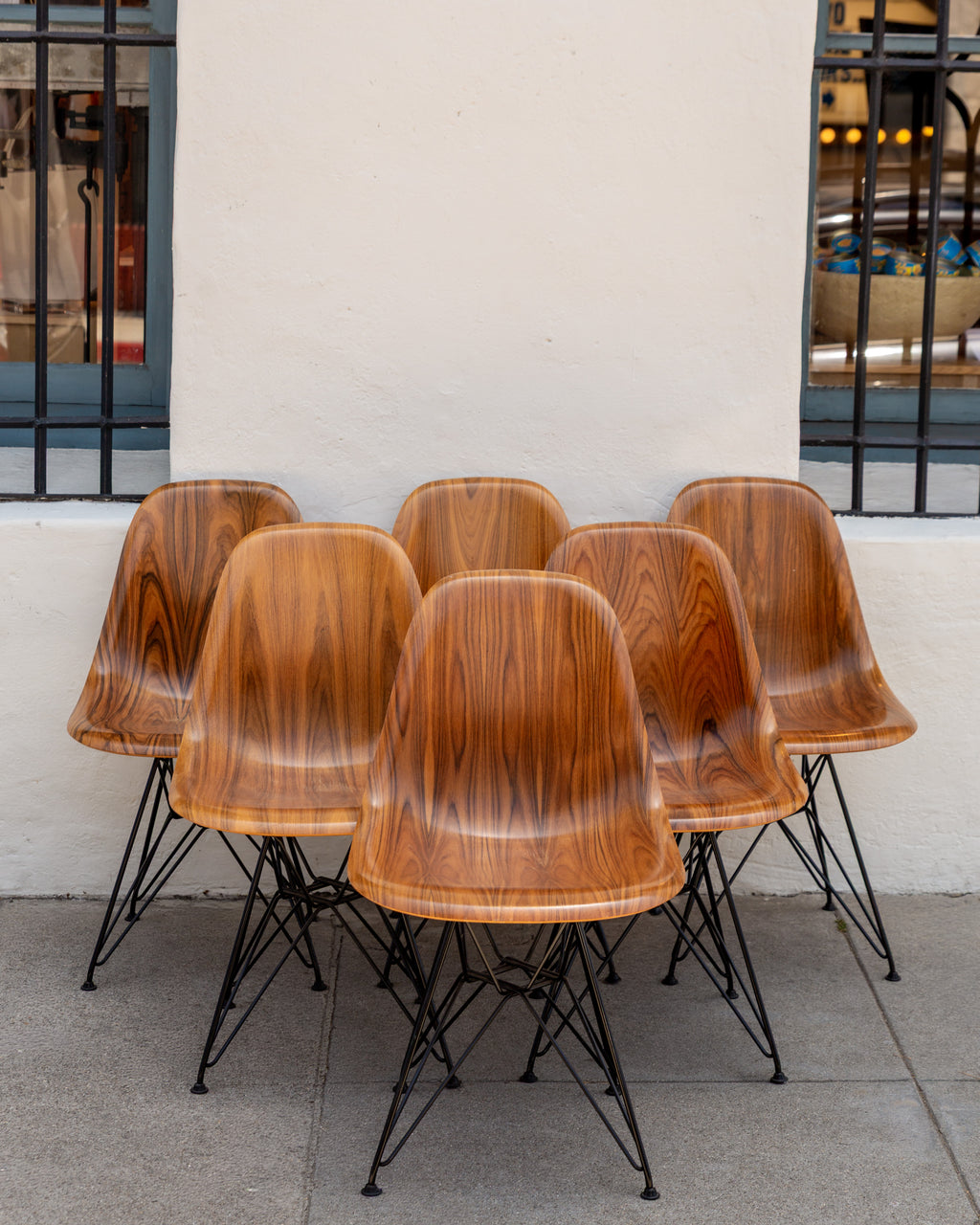 2014 Set of 6 Eames Herman Miller Walnut Shell With Eiffee Base