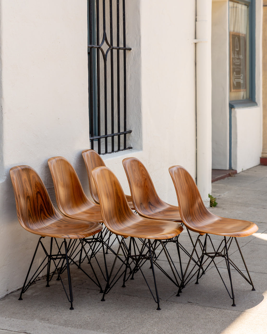 2014 Set of 6 Eames Herman Miller Walnut Shell With Eiffee Base
