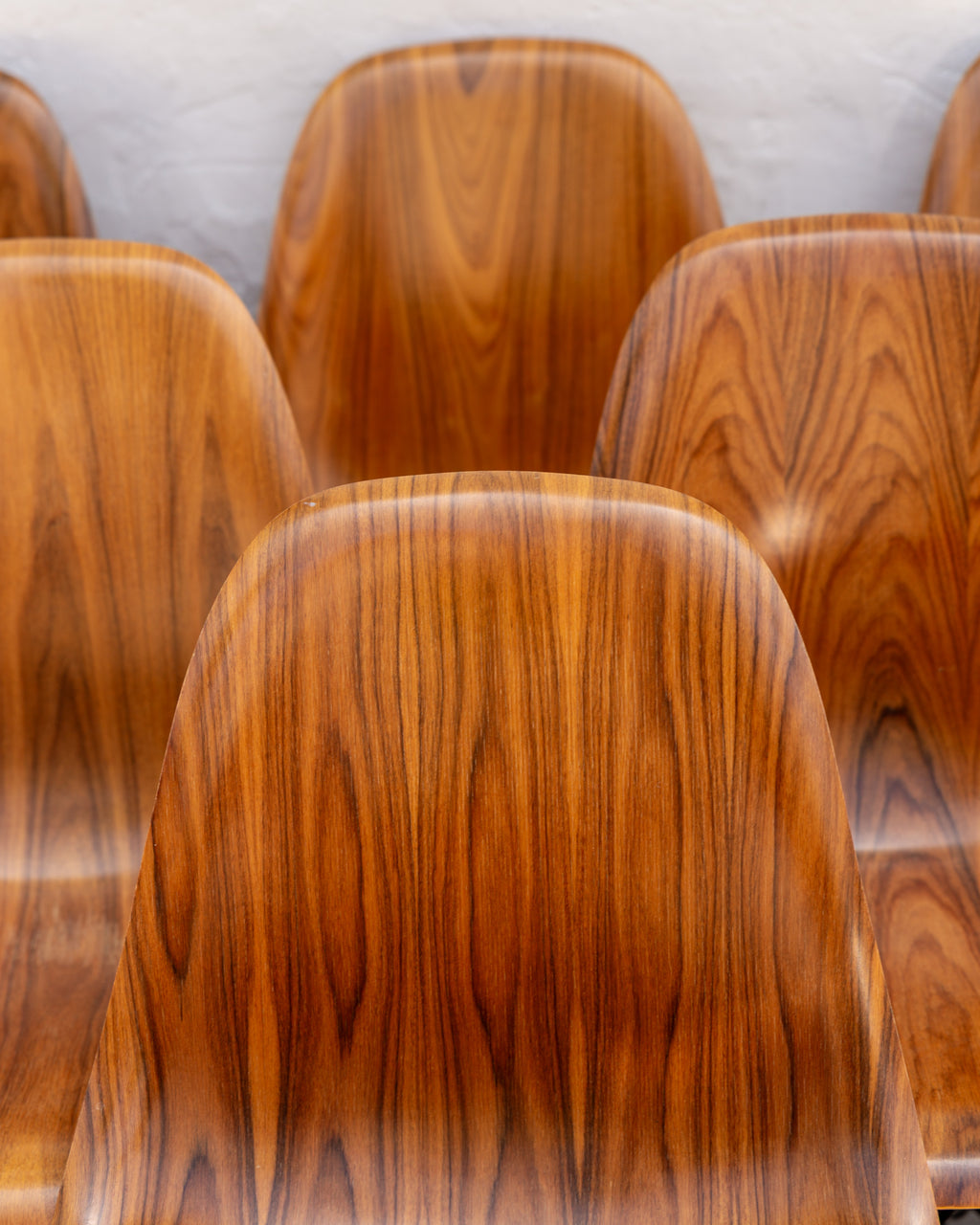 2014 Set of 6 Eames Herman Miller Walnut Shell With Eiffee Base