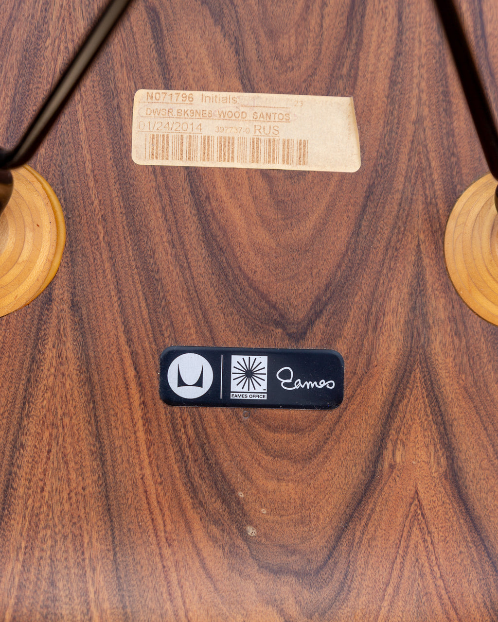 2014 Set of 6 Eames Herman Miller Walnut Shell With Eiffee Base