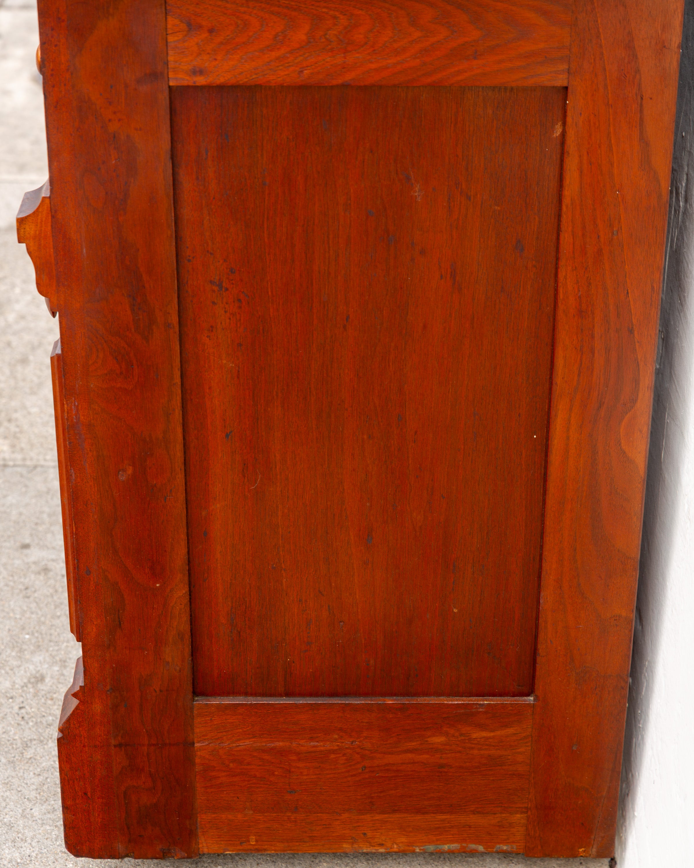 Victorian East Lake Chest of Drawers & Mirror