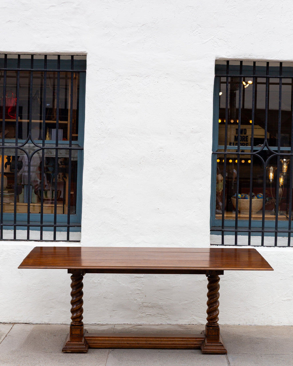 Late 1900'S Drexel Heritage Drop Leaf Harvest Table