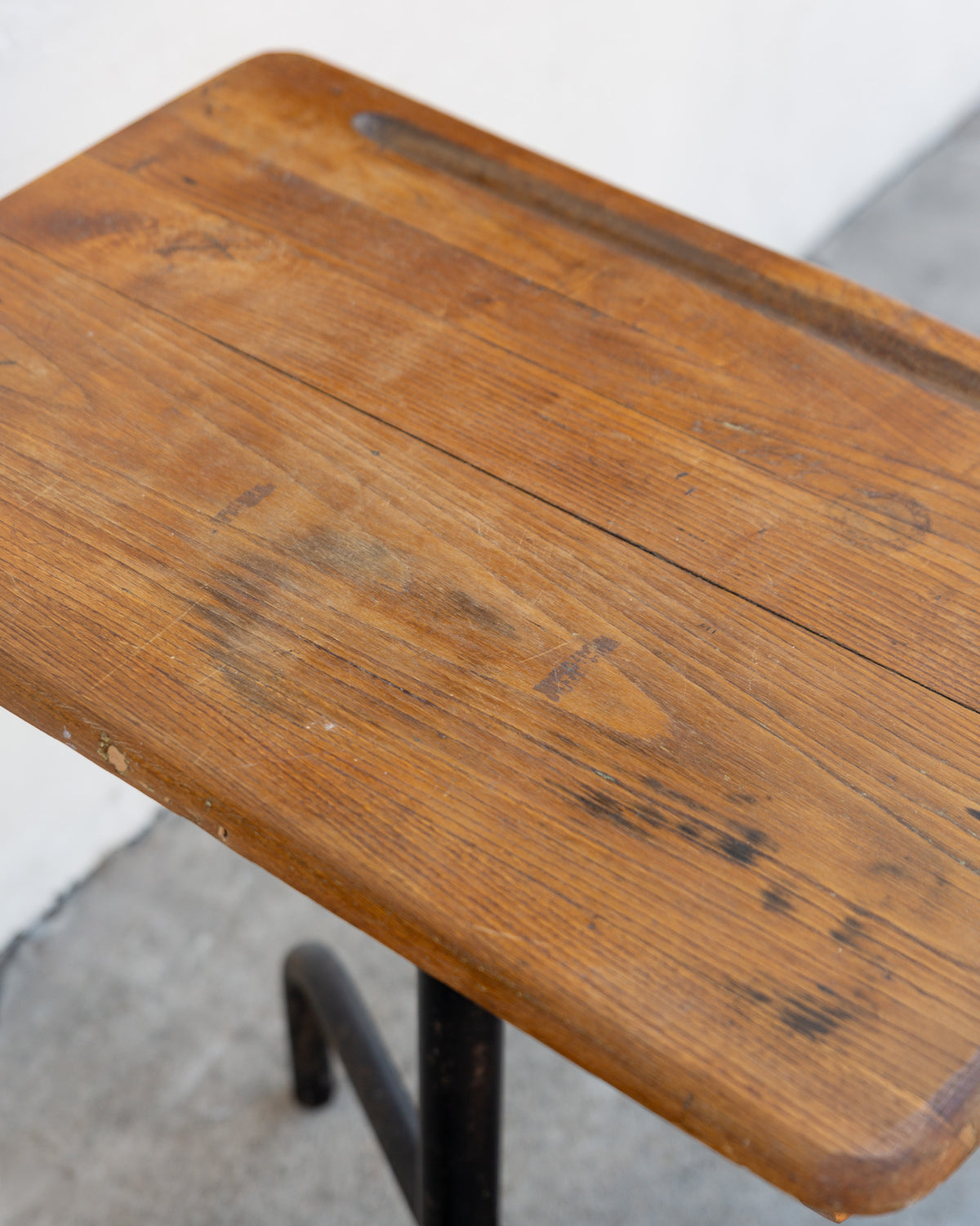 Jean Prouvé Mid-Century Student Desk in Oak and Enameled Steel