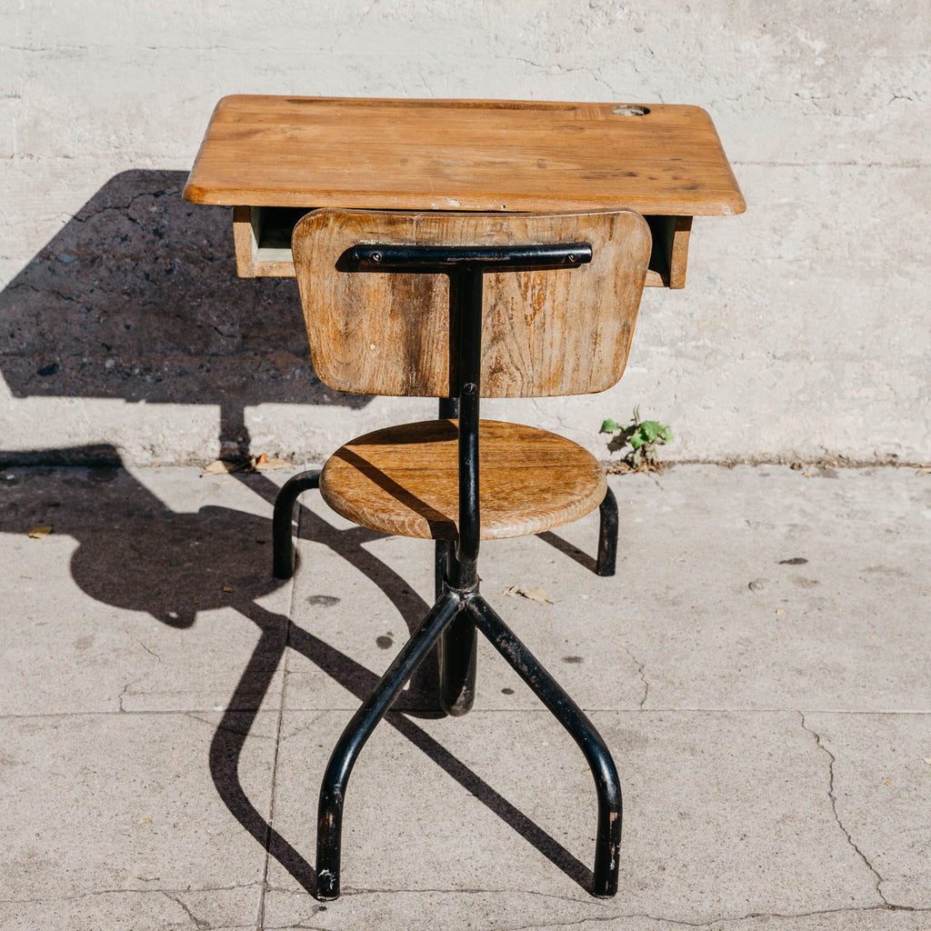 Jean Prouvé Mid-Century Student Desk in Oak and Enameled Steel