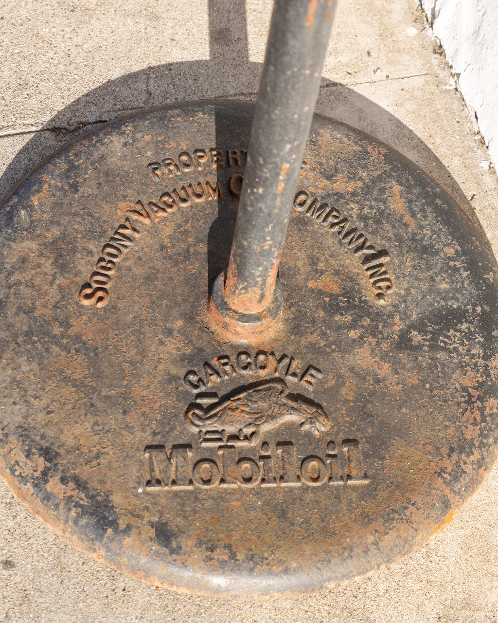 1920s Original Gargoyle Mobiloil Lollipop Curb Sign