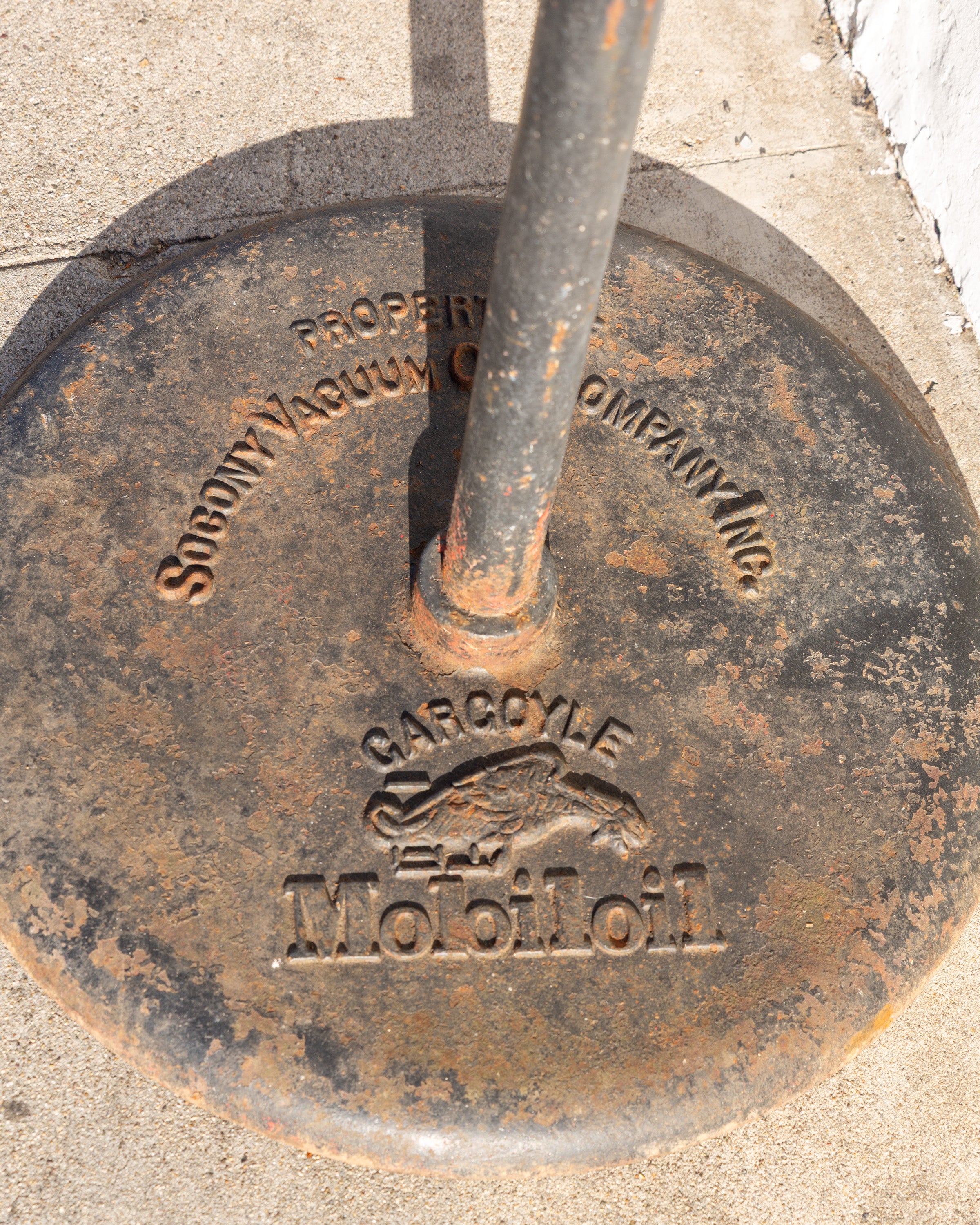 1920s Original Gargoyle Mobiloil Lollipop Curb Sign