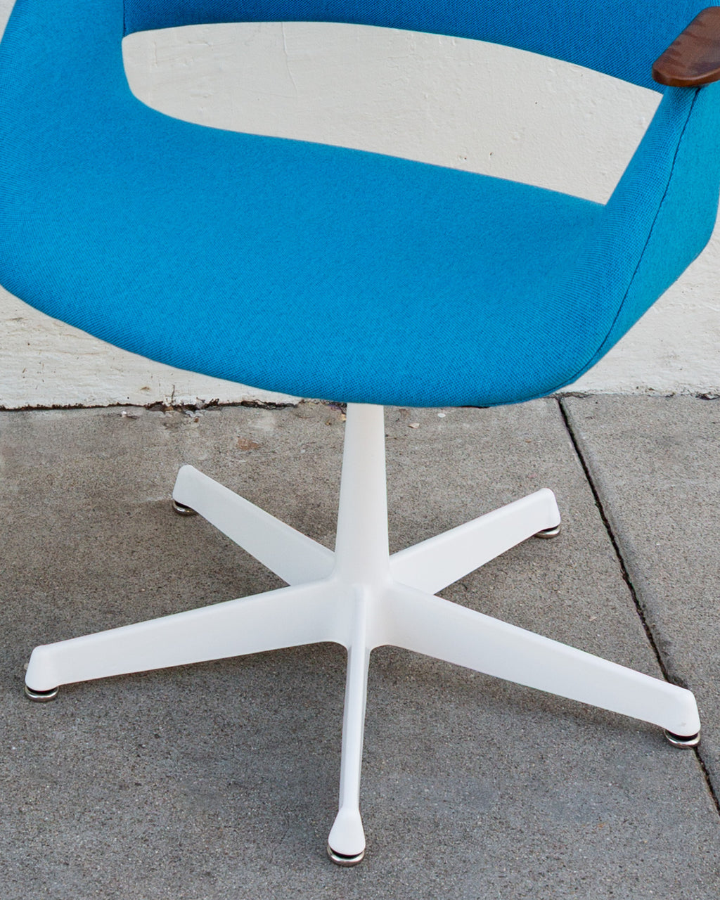 Swivel Chairs by Arthur Umanoff for Madison Furn, 1966 (pair)