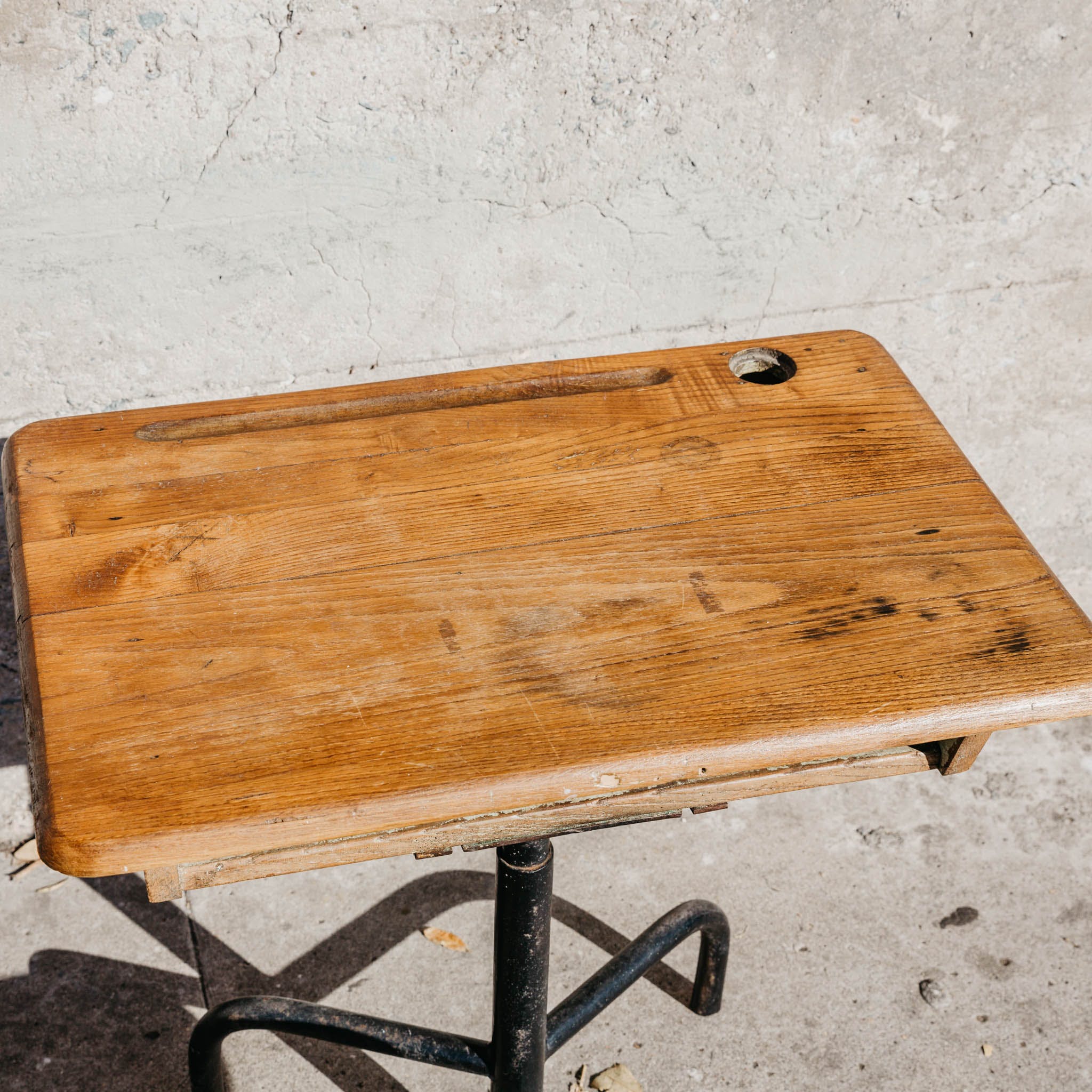 Jean Prouvé Mid-Century Student Desk in Oak and Enameled Steel