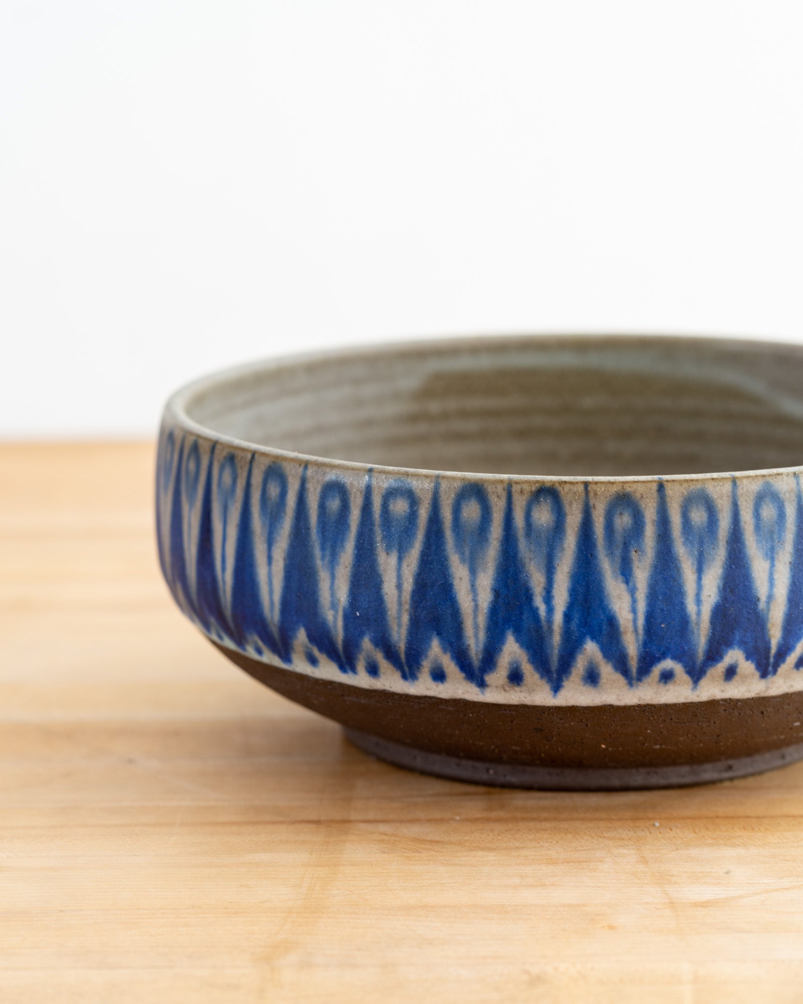 Thomas Toft Danish Modern Pottery Centerpiece Bowl