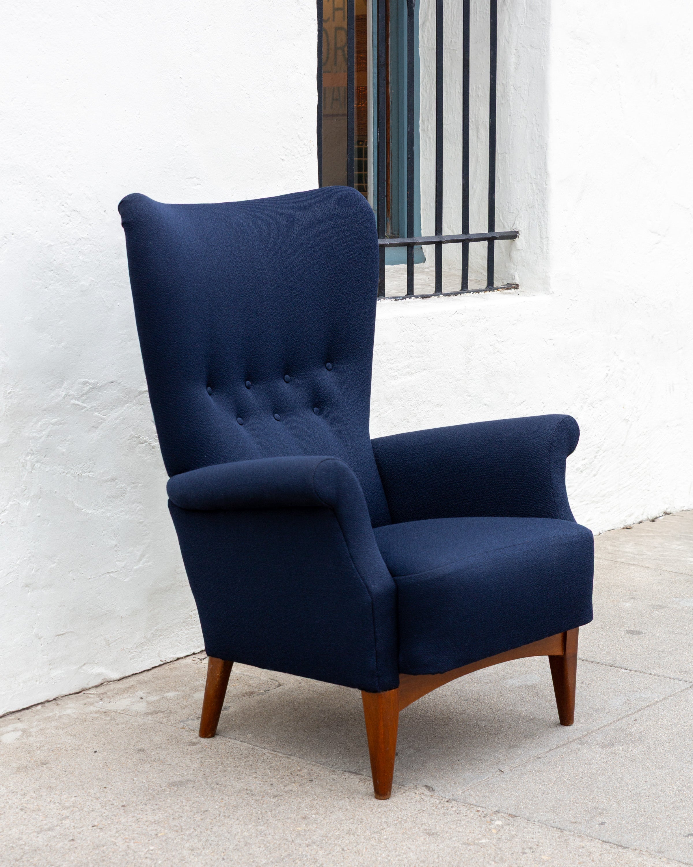 Danish Modern Lounge Chair by Fritz Hansen, New Upholstery