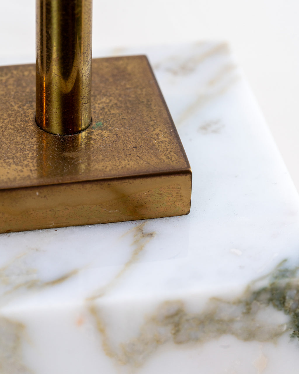 White Calcutta Marble Pair of Lamps by Robsjohn Gibbings for Hansen NYC, 1960's